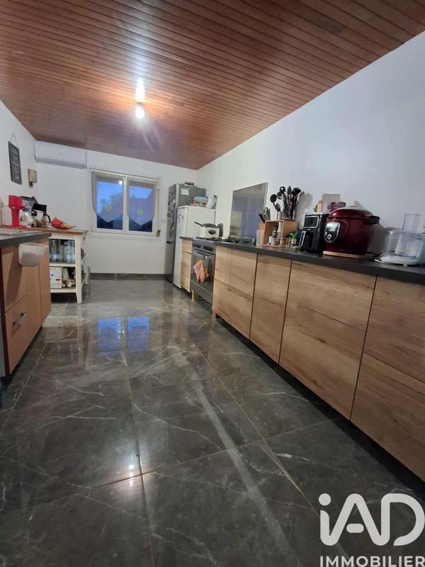 Maison - 92 m² - 6 pièces