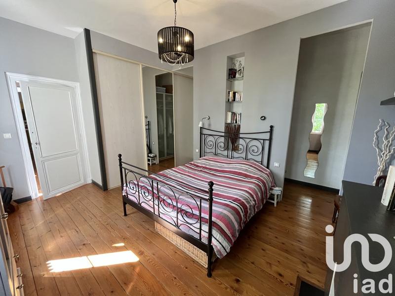 Maison - 215 m² - 7 pièces