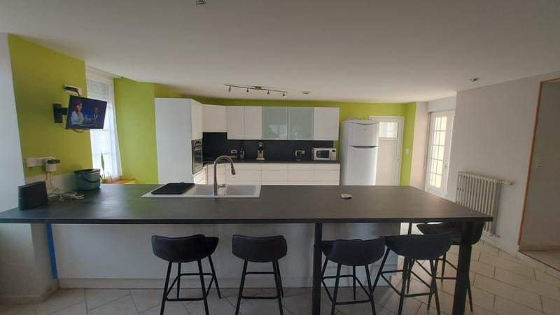 Maison ancienne - 263 m² - 8 pièces