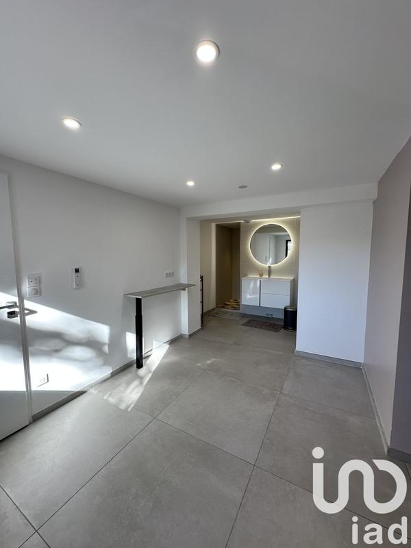 Maison - 236 m² - 8 pièces