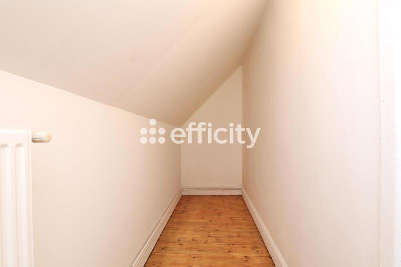 Maison - 105 m² - 4 pièces