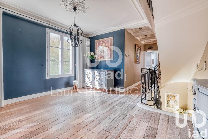 Maison - 524 m² - 12 pièces