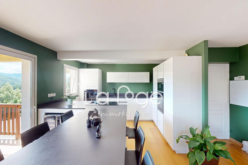 Appartement - 88 m² - 4 pièces