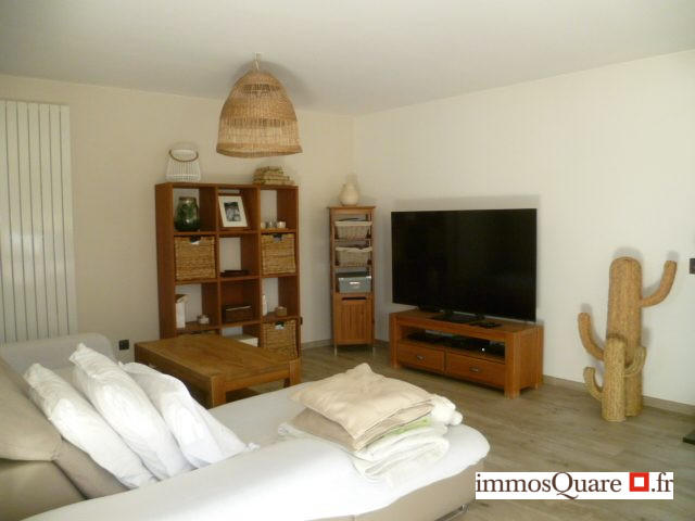 Maison - 87 m² - 4 pièces