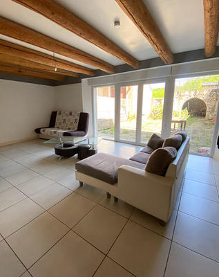 Maison - 90 m² - 4 pièces