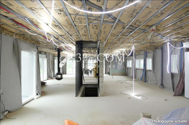 Maison - 300 m² - 9 pièces