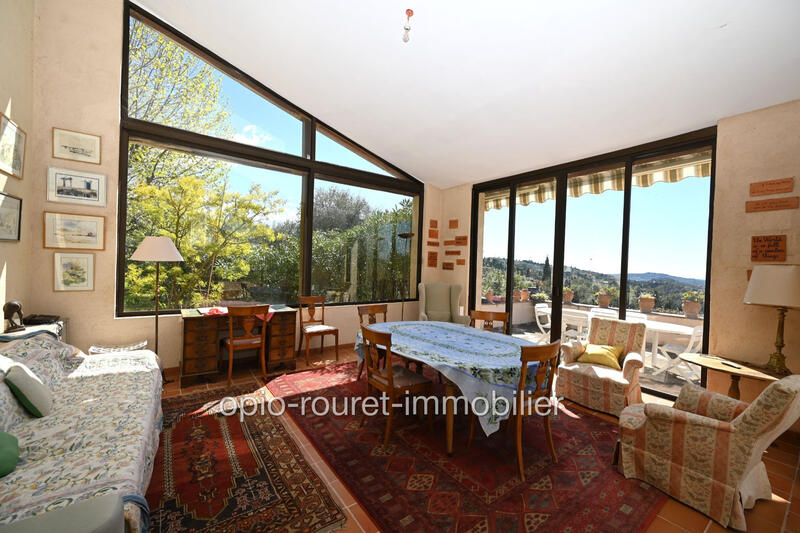 Maison - 353 m² - 8 pièces