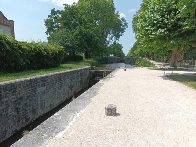 Maison - 312 m² - 11 pièces