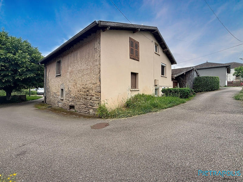 Maison - 85 m² - 5 pièces