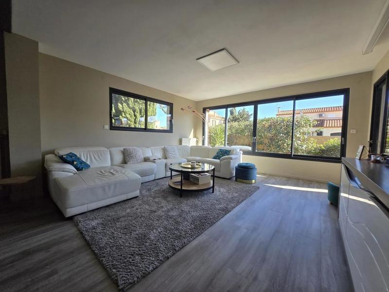 Mas - 536 m² - 16 pièces