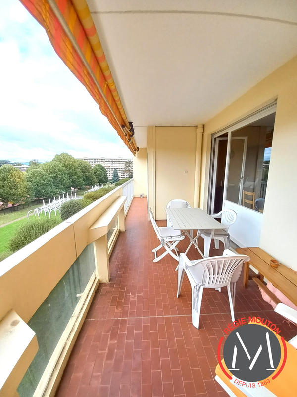 Appartement - 103 m² - 4 pièces