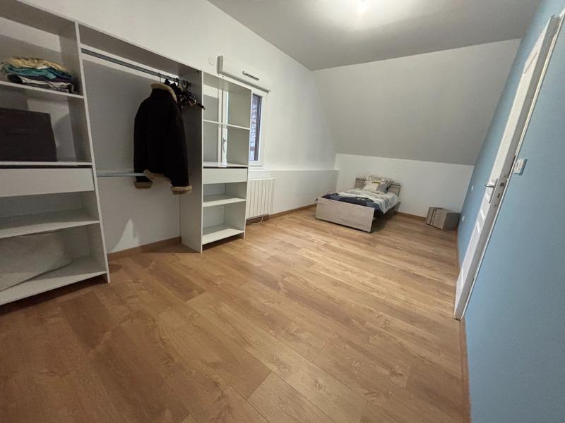 Maison - 260 m² - 20 pièces