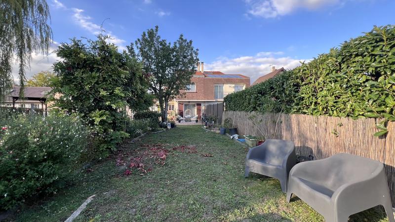 Maison - 148 m² - 8 pièces