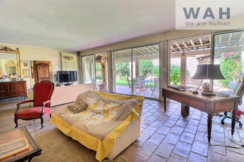 Mas - 225 m² - 7 pièces