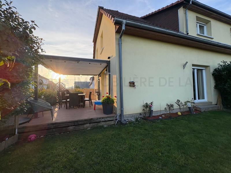 Maison - 98 m² - 4 pièces