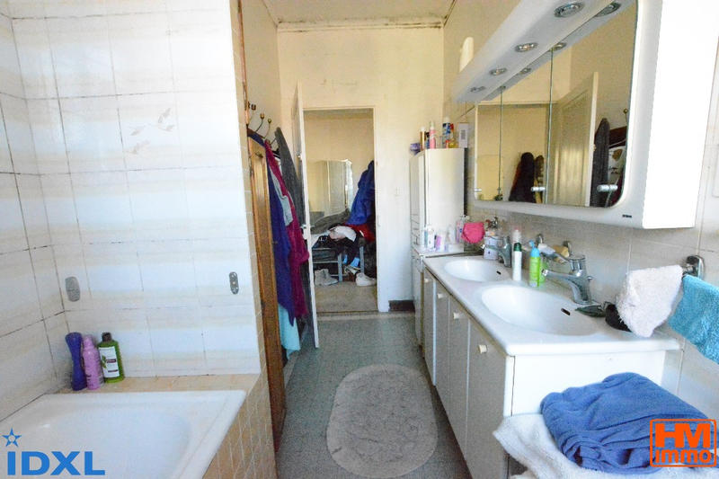 Maison - 150 m² - 8 pièces