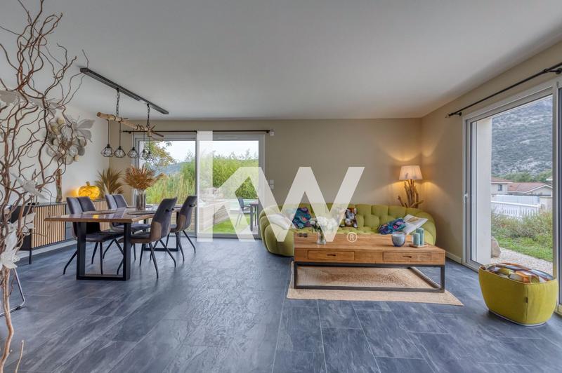 Maison - 117 m² - 5 pièces