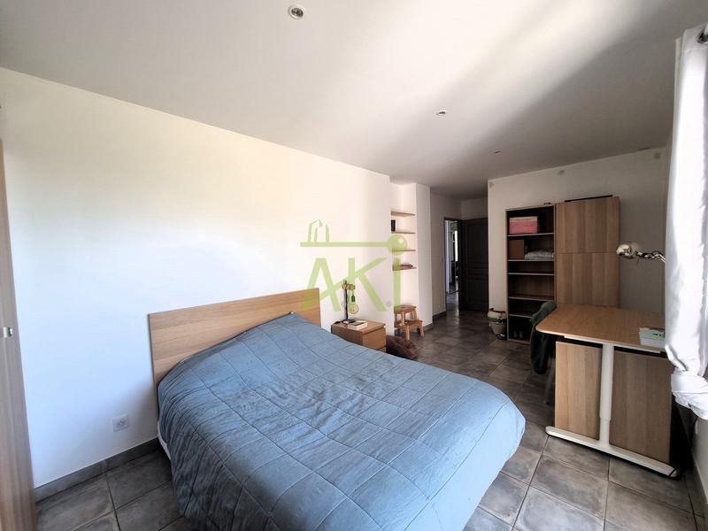 Maison - 376 m² - 7 pièces