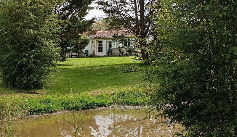 Maison - 215 m² - 10 pièces