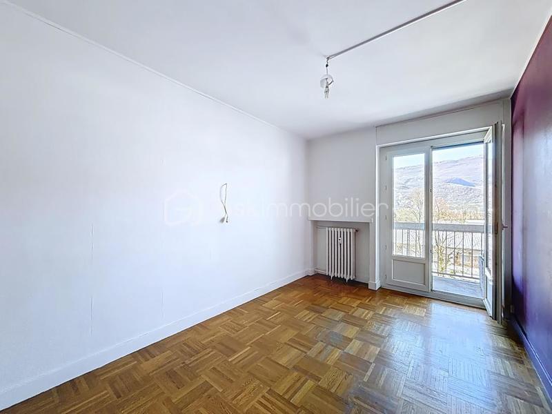 Appartement - 120 m² - 5 pièces