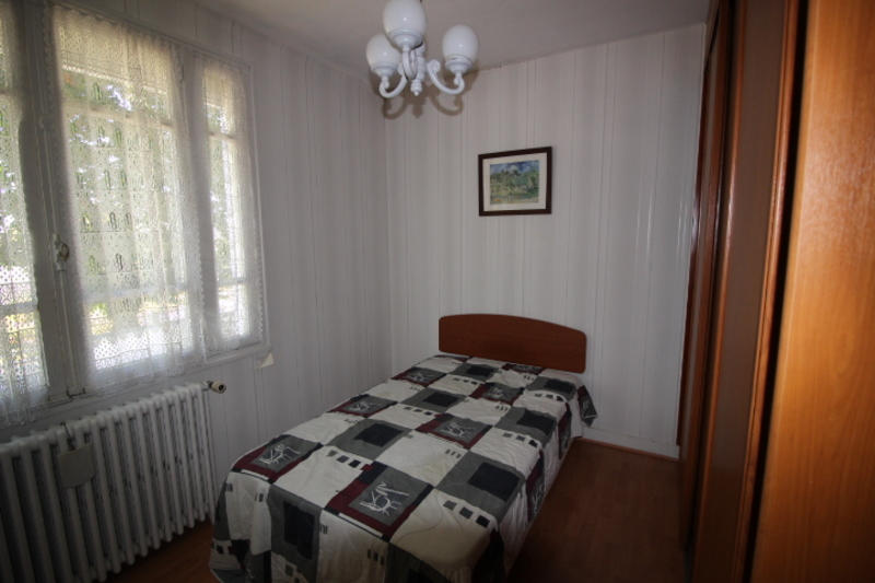 Maison - 155 m² - 8 pièces