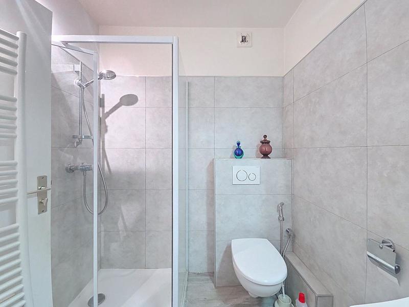 Appartement - 85 m² - 3 pièces