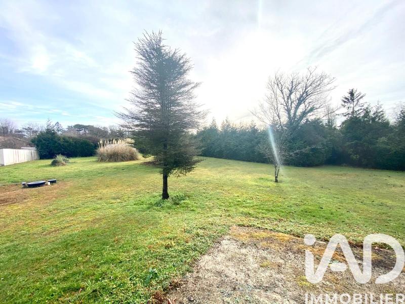 Maison - 211 m² - 10 pièces