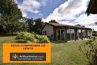 Maison - 93 m² - 4 pièces