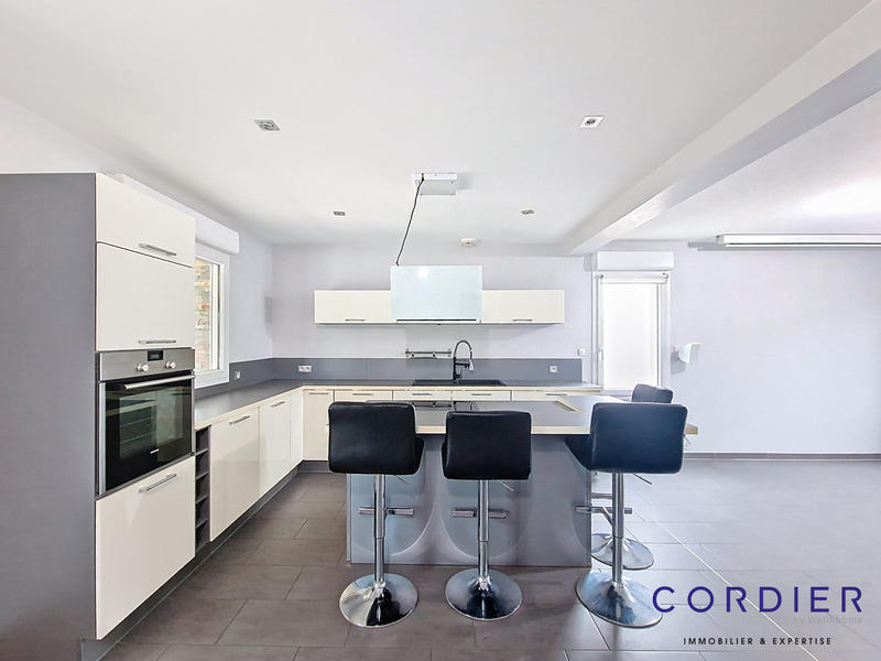 Maison - 124 m² - 4 pièces