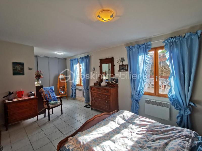 Maison traditionnelle - 131 m² - 5 pièces