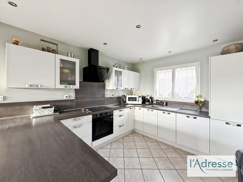 Maison - 115 m² - 6 pièces