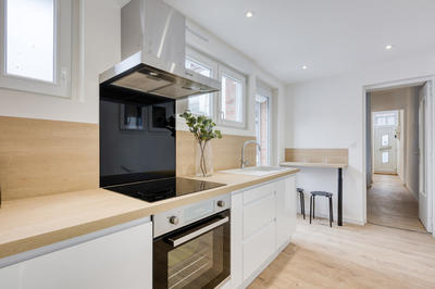 Appartement - 100 m² - 5 pièces