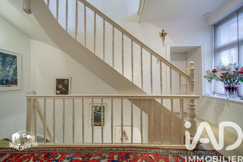 Maison - 464 m² - 12 pièces