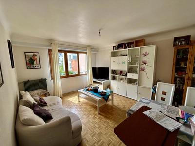 Appartement - 79 m² - 4 pièces