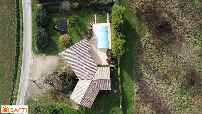 Maison - 132 m² - 5 pièces