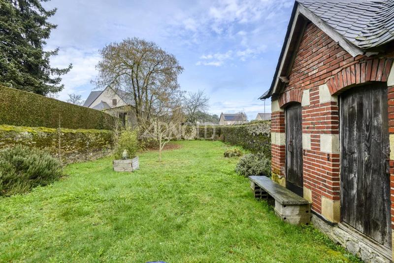 Maison - 189 m² - 9 pièces