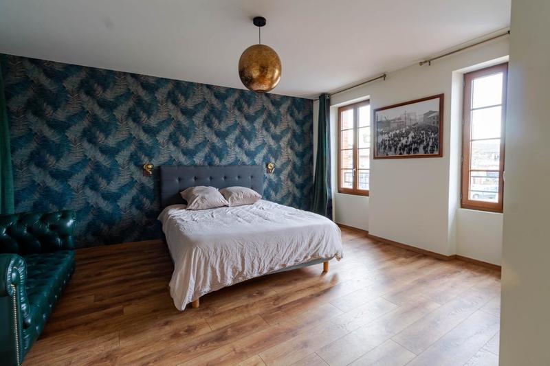 Maison - 160 m² - 4 pièces