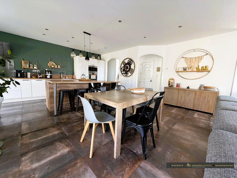 Maison - 135 m² - 4 pièces