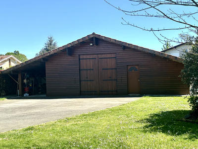 Maison - 250 m² - 5 pièces