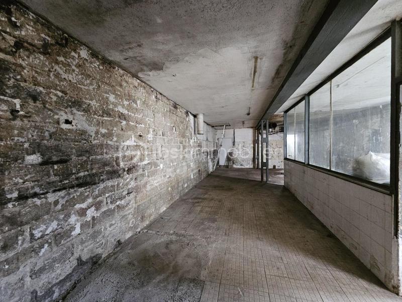 Maison - 202 m² - 5 pièces