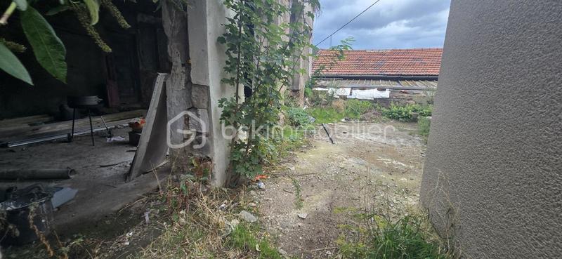 Immeuble - 110 m² - 10 pièces