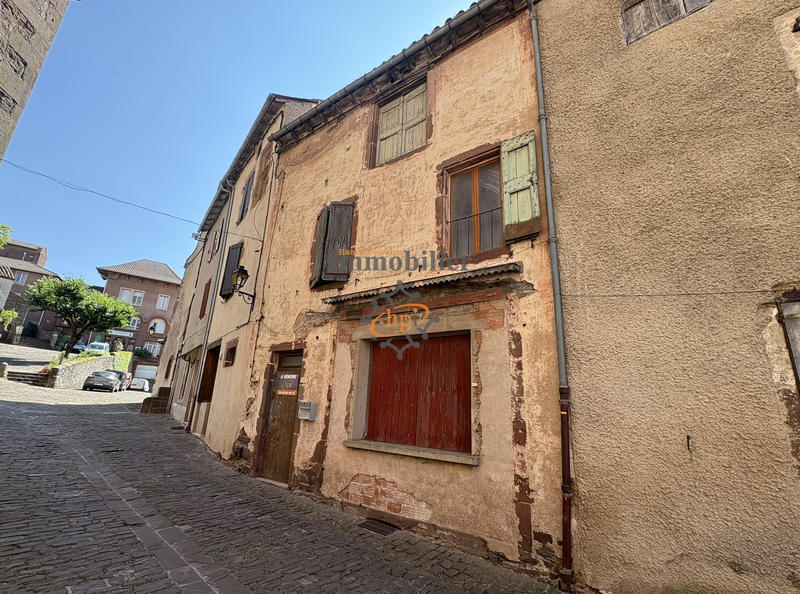 Maison - 92 m² - 4 pièces