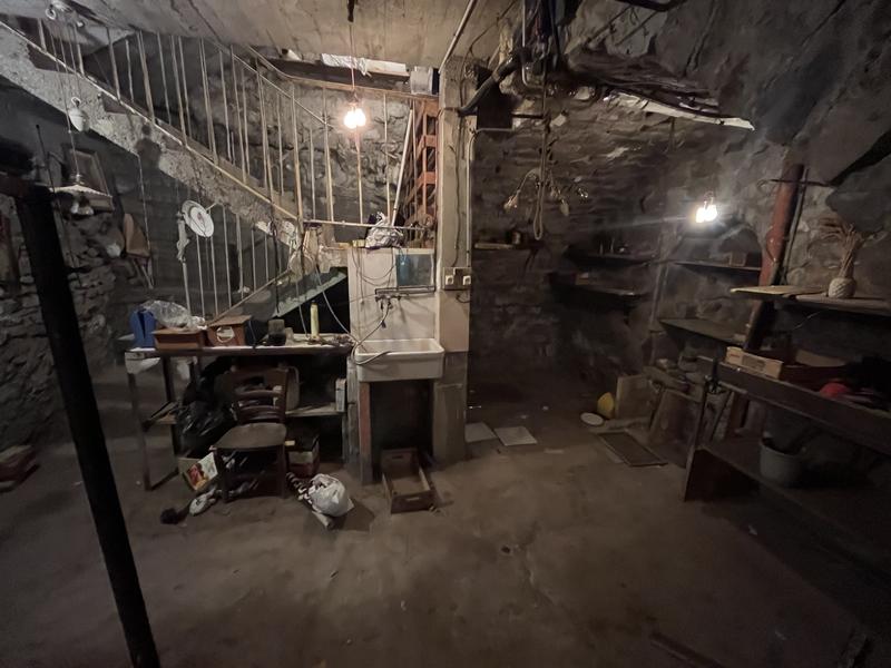 Maison de village - 182 m² - 9 pièces