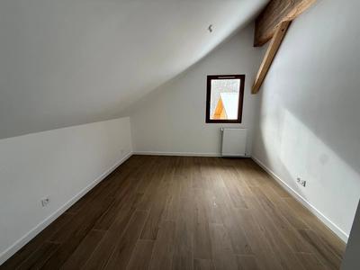 Maison - 98 m² - 4 pièces