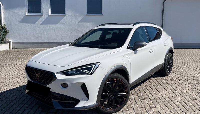 Cupra Formentor Vz 245 Hybride Rechargeable / Toit Ouvrant Volant Super Sport Pack Xl Apple Carplay Android Auto