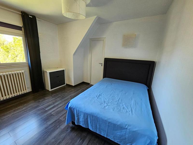 Maison - 185 m² - 6 pièces