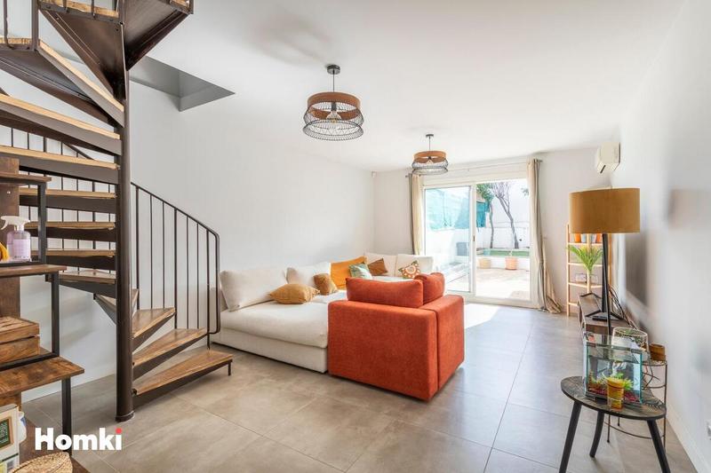 Maison - 95 m² - 5 pièces