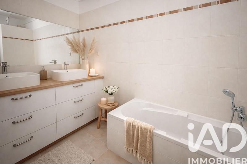 Appartement - 98 m² - 3 pièces