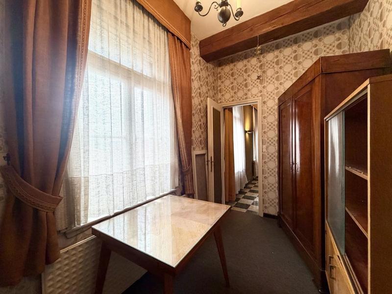 Maison - 167 m² - 8 pièces