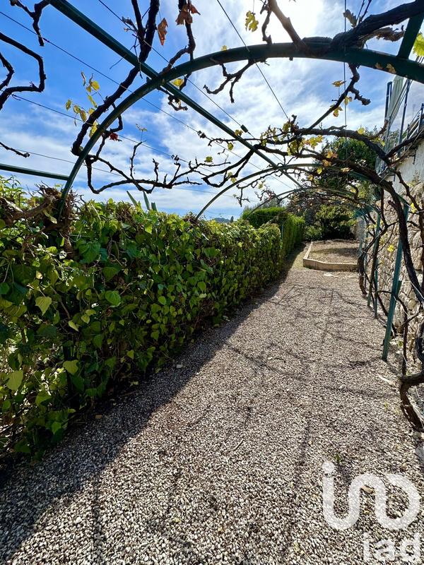 Maison - 141 m² - 5 pièces